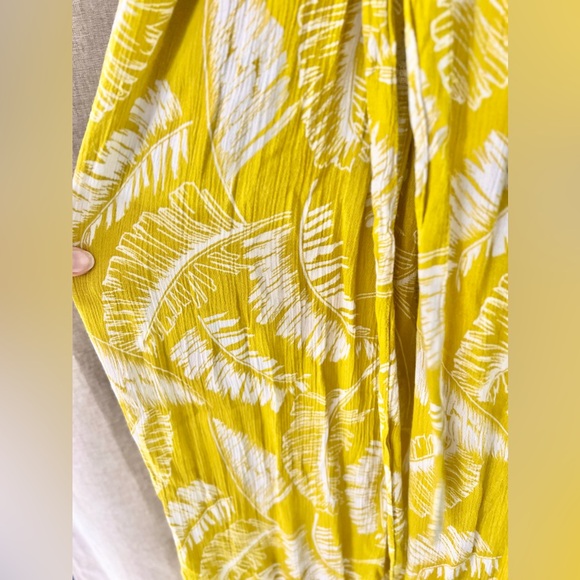 Yellow Tropical Vacation Dress - Picture 5 of 6